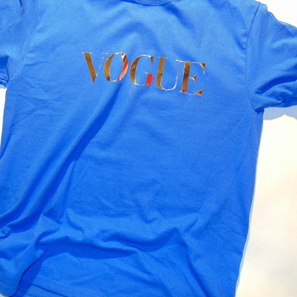 Forever 21 Vogue t-shirt - Picture 2 of 3